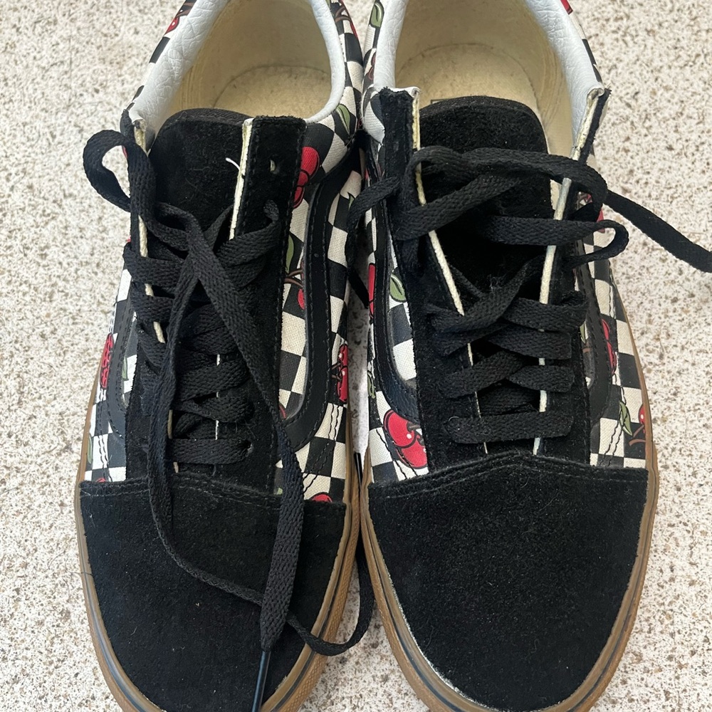Vans Black andWhite Checkered Cherry 🍒 Shoes